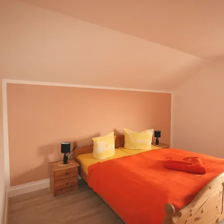 Ferienwohnung-carmen-mit-balkon-2 Daire